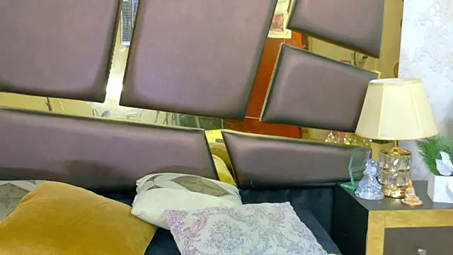 EmilieLake online show from March 20, 7:41 pm