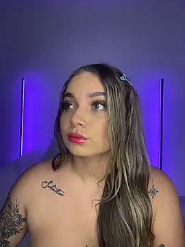 AnnyLopezzz  online show from October 21, 1:42 am