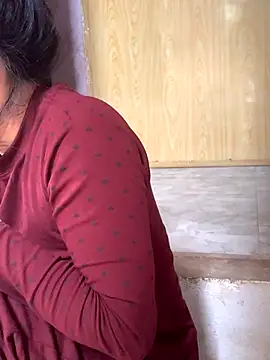 Tieuvi 18 online show from November 5, 5:56 am