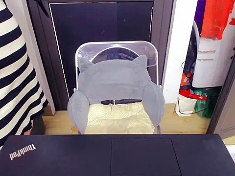 Phuong Myy online show from November 16, 8:05 am