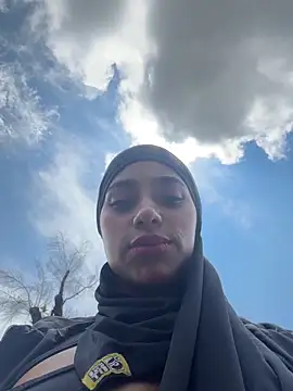 AlannaEvons online show from February 28, 6:29 pm