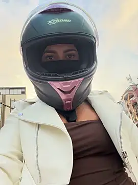 AlannaEvons online show from February 7, 10:57 pm