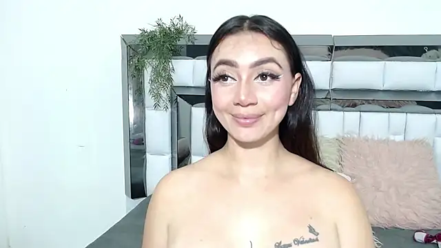 RebeccaGolden online show from December 1, 3:54 am