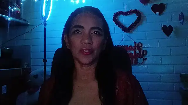 MiiaVelasquez online show from February 19, 4:56 am