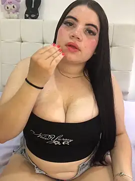 Kuromy x online show from November 4, 8:03 pm