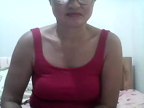 nathalie0045 online show from April 16, 11:51 pm