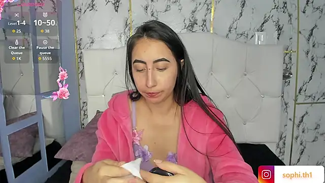 Sophi Thaylorr online show from September 10, 1:44 pm