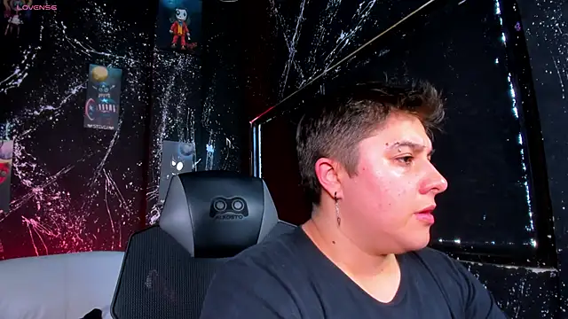 IanGilbert online show from September 23, 7:56 pm