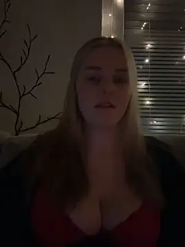 ItsLxsa online show from October 13, 11:40 pm