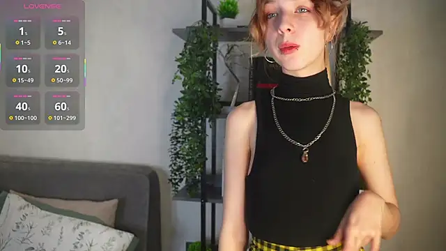 CameliaGlaue online show from October 15, 11:57 am