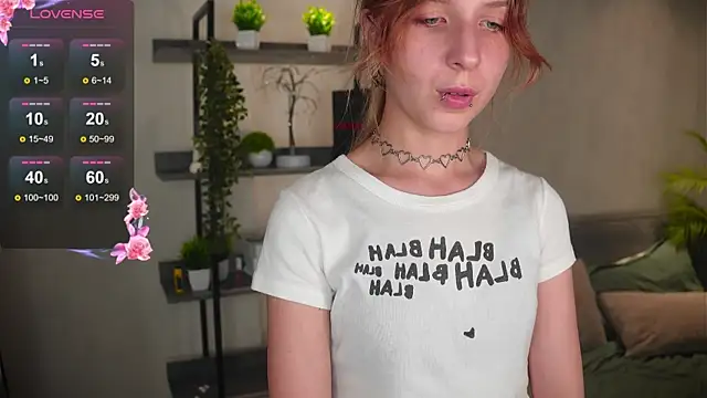 CameliaGlaue online show from September 9, 1:33 pm