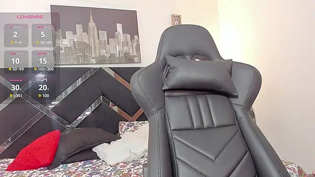 iamCharlotte19 online show from October 2, 7:19 pm