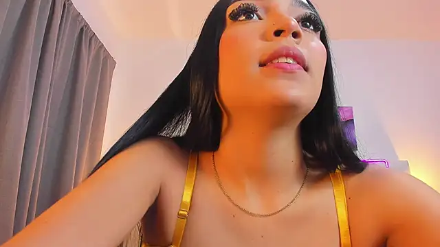 iamCharlotte19 online show from June 20, 1:03 pm