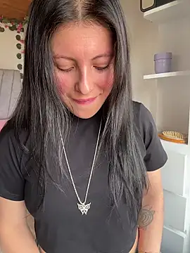 Mia salinass online show from February 9, 5:48 pm