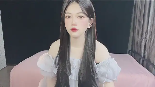 Sparkly Candy online show from September 17, 2:15 pm