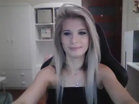 KristineGlow online show from October 4, 3:16 pm