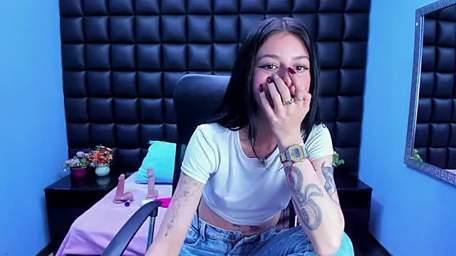 Dulce Miaa  online show from February 25, 6:28 pm