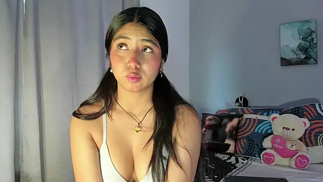 KimTayloor1 online show from November 11, 7:55 pm