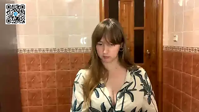 MaroonMoon  online show from September 29, 7:30 pm