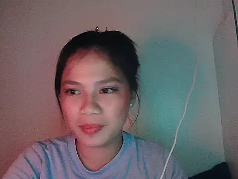 Zachariah 05 online show from May 17, 12:26 pm
