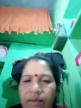 Manavi x online show from April 8, 10:06 am