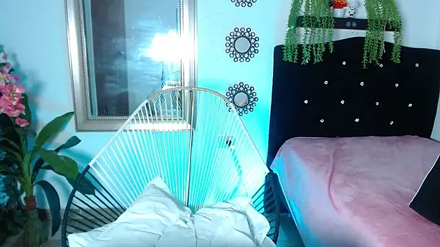 gabie rosse online show from April 9, 5:43 am