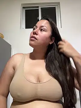 camila-titis online show from April 10, 3:01 am