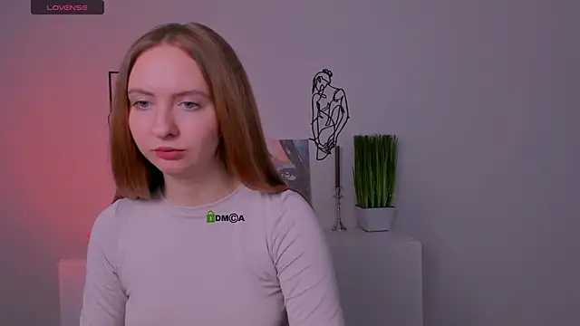 mila glow1 online show from October 1, 7:30 pm