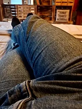 Horny mummy online show from February 19, 3:33 pm