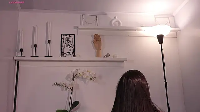 sweettener  online show from March 26, 11:56 am