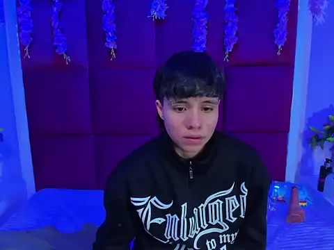 Bruno Cruzz online show from October 3, 3:11 am