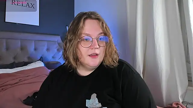 Alissa S online show from October 8, 1:15 pm