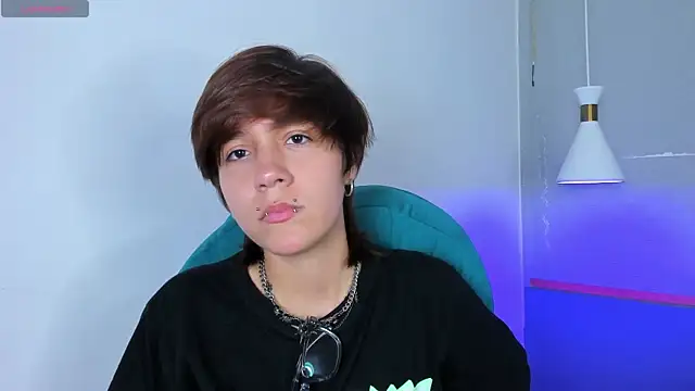 Tsuki Maru online show from April 12, 8:44 pm