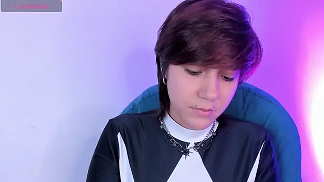 Tsuki Maru online show from April 17, 9:50 pm