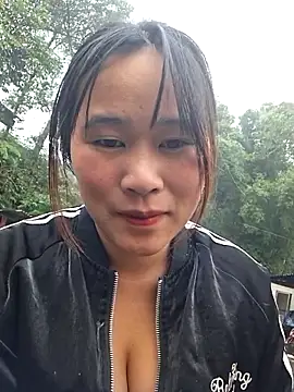 ALIENHR38 online show from November 6, 12:05 am