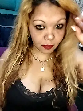 hemilynthomas2467 online show from October 15, 6:38 am