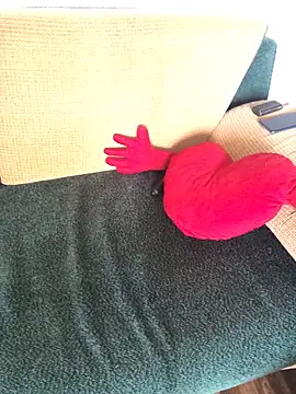 Amore Mia  online show from October 12, 7:11 am