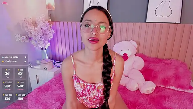 Annie  2 online show from October 4, 12:11 pm