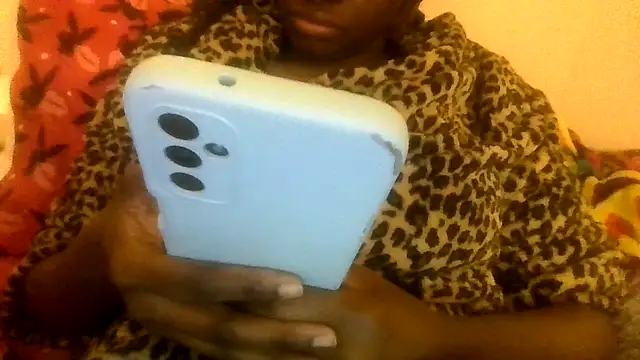 prettymaa online show from September 25, 3:16 am