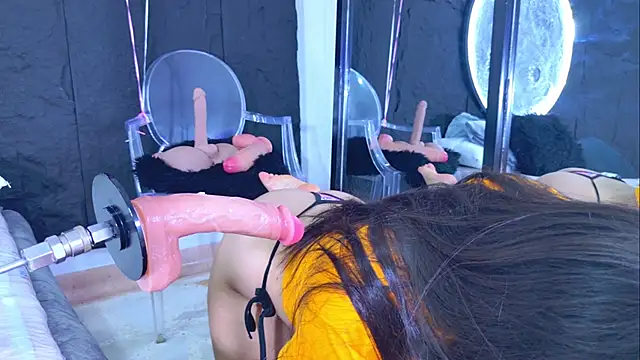 LizzyOlsen online show from February 3, 6:40 am