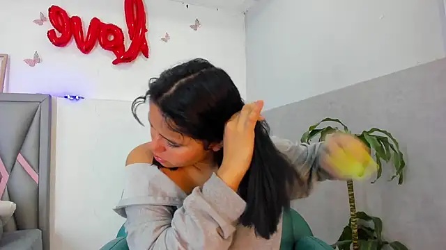 Sofia villareal online show from March 2, 1:07 pm