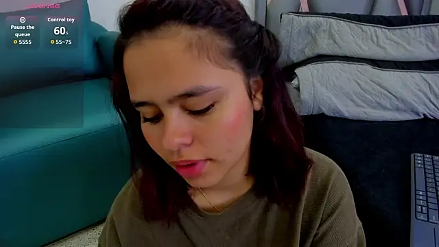 Sofia villareal online show from December 4, 1:24 pm