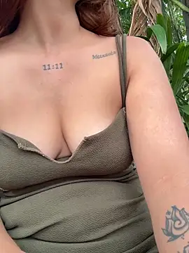 roxyrougee online show from February 13, 12:29 pm