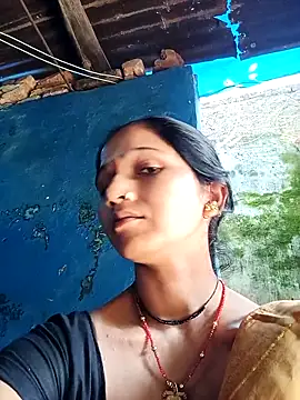 Jooli xx online show from September 24, 4:11 am