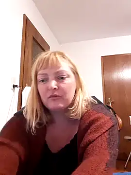 LiluLiluLilu online show from October 2, 8:36 pm