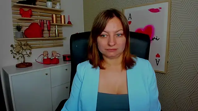 angelaSamt online show from May 7, 6:06 am