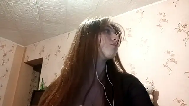 Sophiecuttie online show from September 24, 1:10 pm