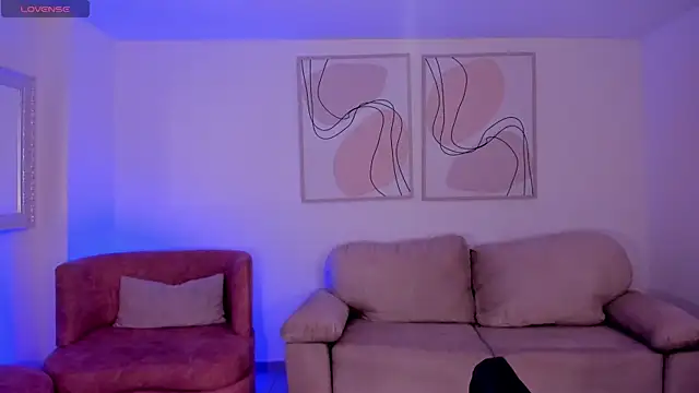 SussyBellX online show from November 25, 8:09 pm