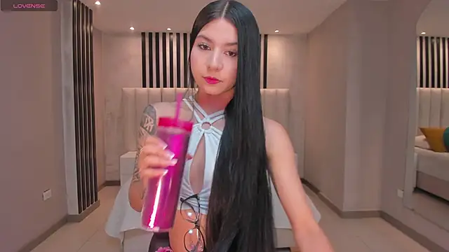 LaurentConnor online show from November 11, 3:46 am