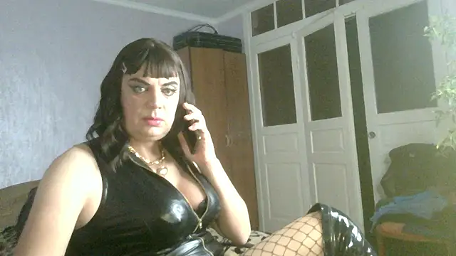 NiraFrost online show from October 13, 6:43 pm